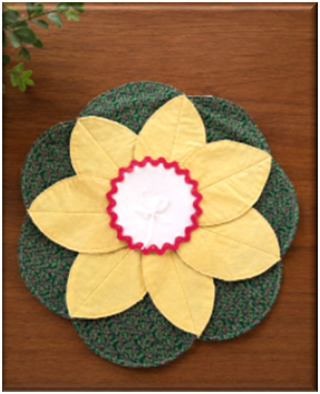 Handcrafted Floral Quilt-Inspired End Table Mat